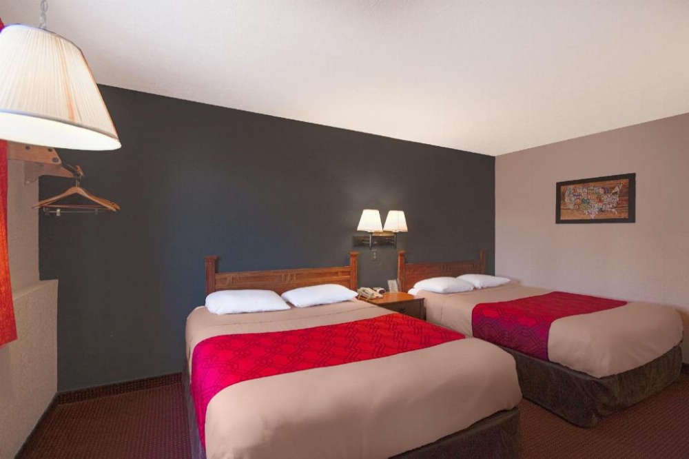 Love Hotels Junction City KS Near Fort Riley By OYO Image 16