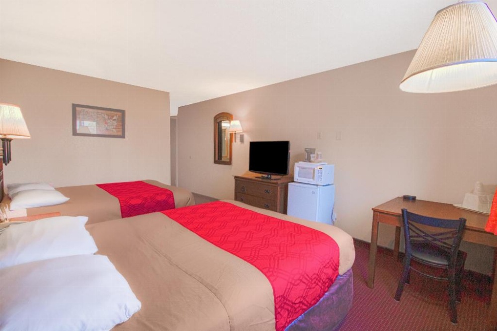 Love Hotels Junction City KS Near Fort Riley By OYO Image 19