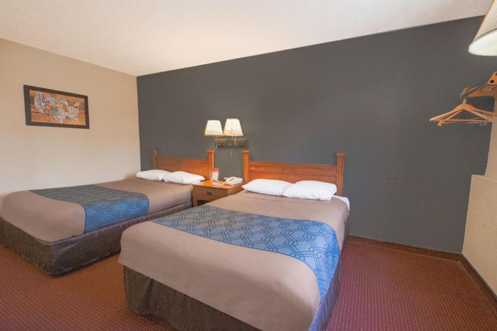 Love Hotels Junction City KS Near Fort Riley By OYO Image 30