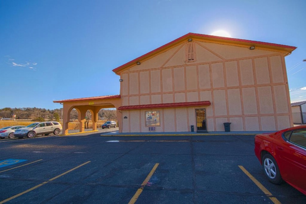 Love Hotels Junction City KS Near Fort Riley By OYO Image 43